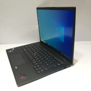 Új állapotú Lenovo Thinkpad x1 Carbon 10th (OLED)