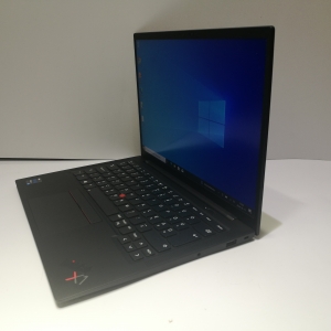 Lenovo ThinkPad X1 Carbon 9th Magyar
