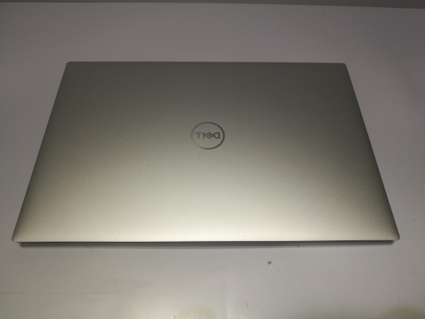 Dell XPS 15 9530 OLED