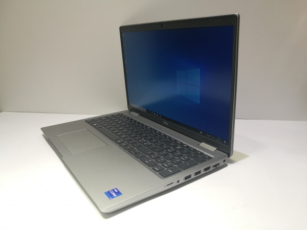 Dell Precision 3561