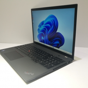 Új állapotú Lenovo ThinkPad P16s Gen2 Magyar