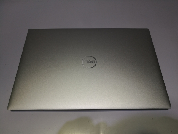 Dell Precision 5560 