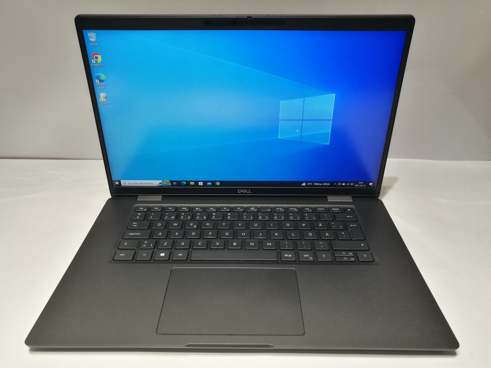 Dell Latitude 7520 (2021) Dell Latitude 7520 (2021)