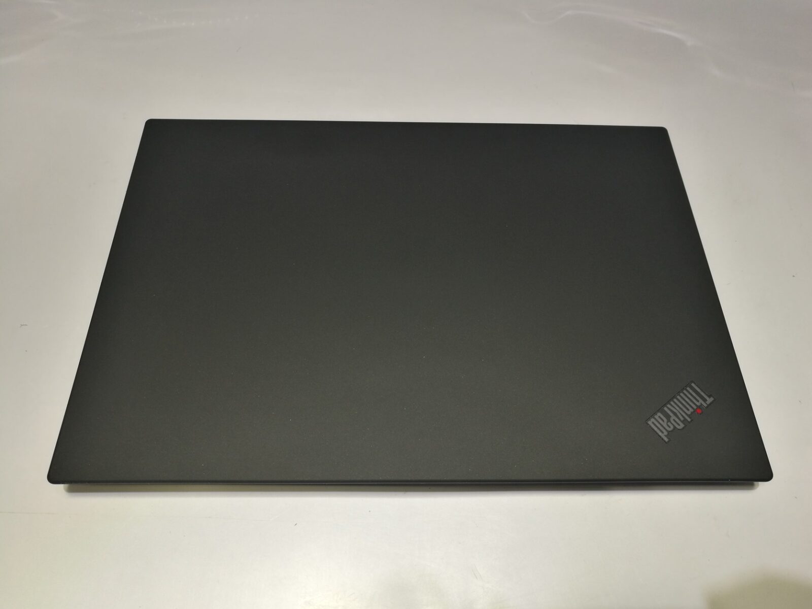 Lenovo Thinkpad T14 Gen2 Magyar (2021) Lenovo Thinkpad T14 Gen2 Magyar (2021)