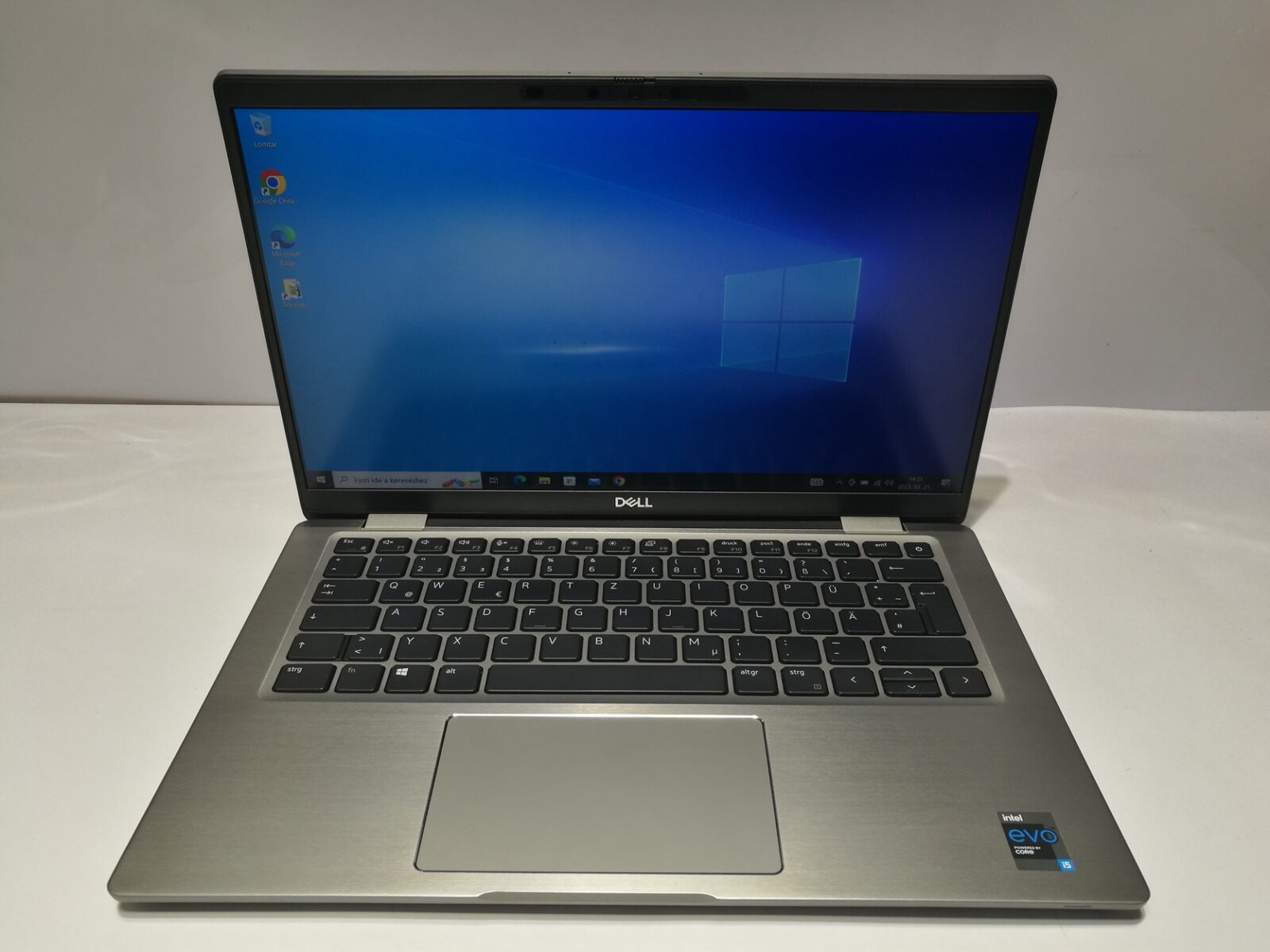 Dell Latitude 7420 (2021) Dell Latitude 7420 (2021)