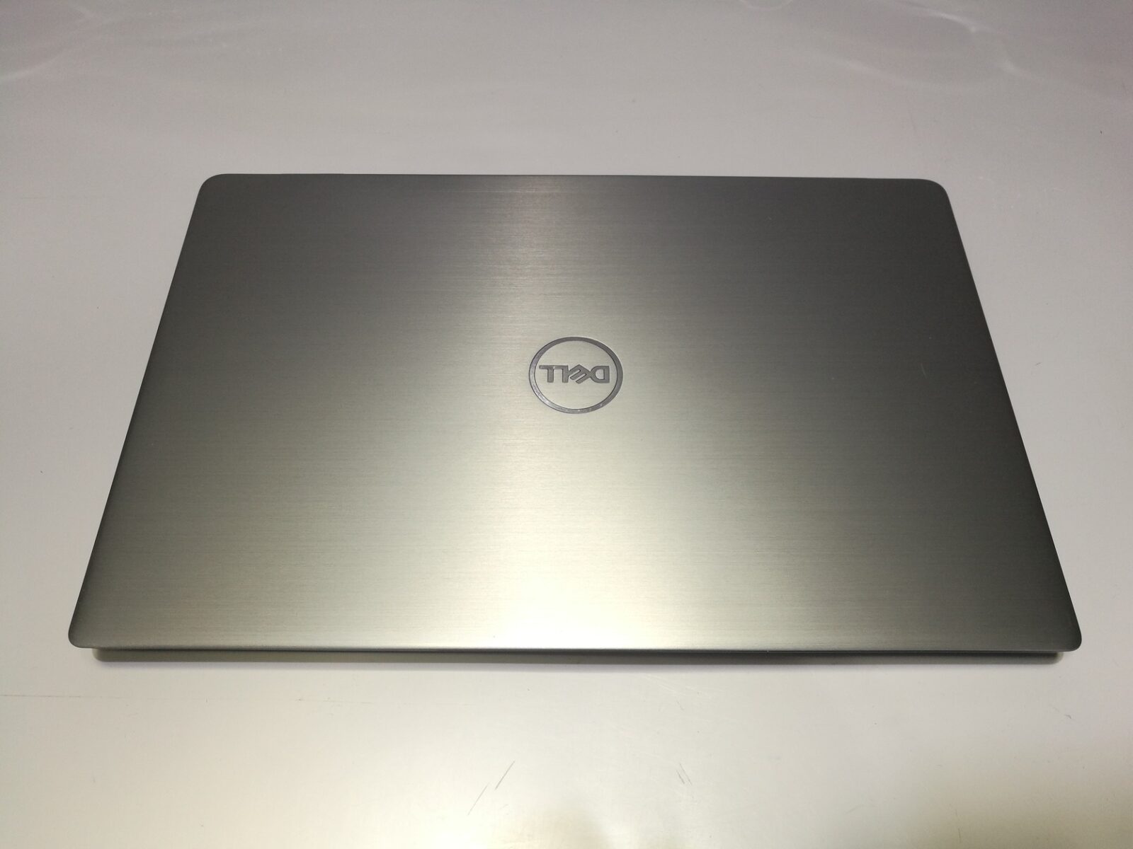 Dell Latitude 7420 (2021) Dell Latitude 7420 (2021)