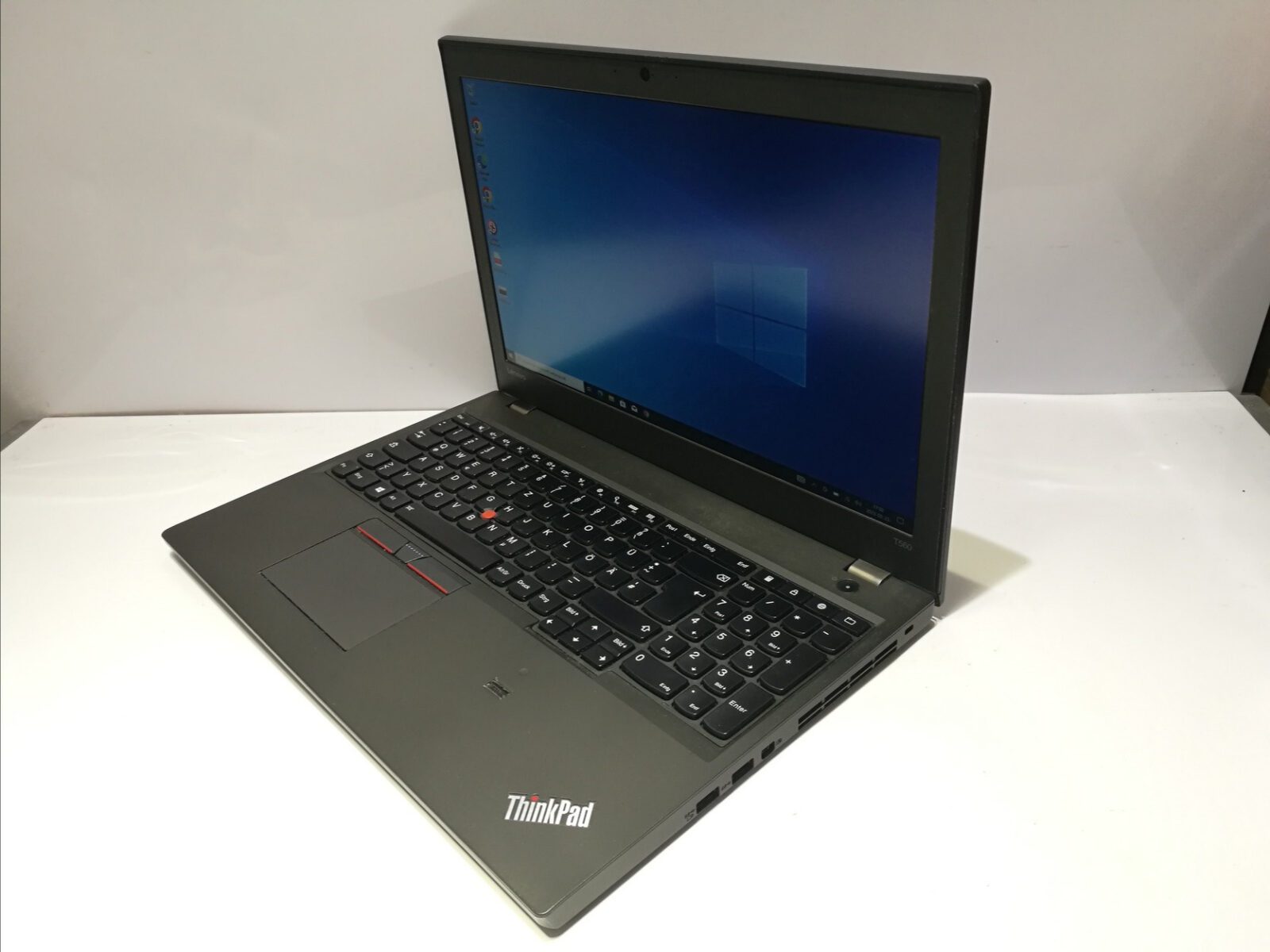 Lenovo ThinkPad T560 27% ÁFA Lenovo ThinkPad T560 27% ÁFA