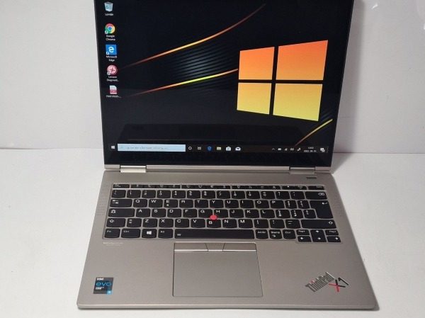 Új állapotú Lenovo Thinkpad X1 Titanium Yoga (2021) Új állapotú Lenovo Thinkpad X1 Titanium Yoga (2021)