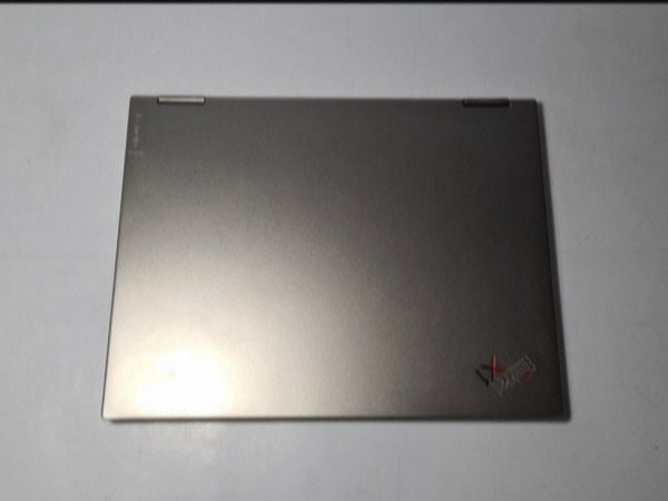 Új állapotú Lenovo Thinkpad X1 Titanium Yoga (2021) Új állapotú Lenovo Thinkpad X1 Titanium Yoga (2021)