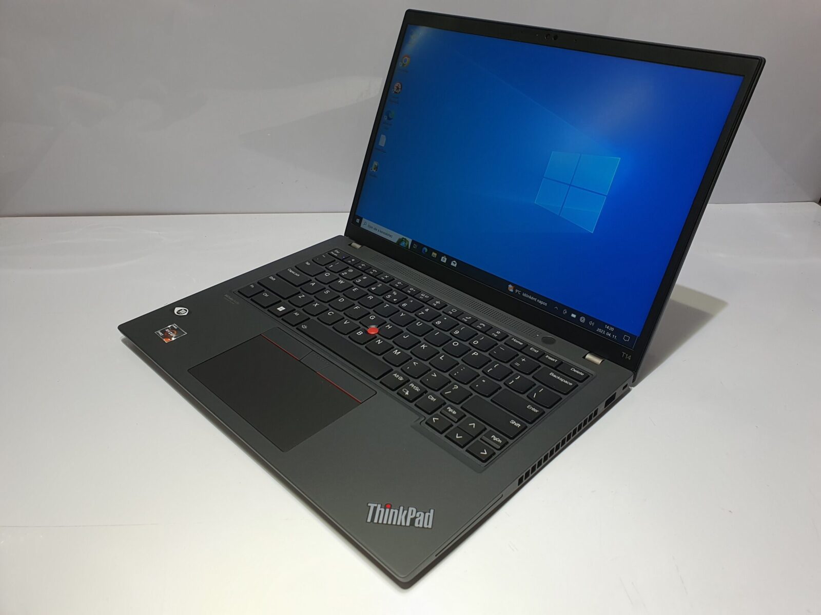 Új állapotú Lenovo Thinkpad T14 Gen3 (2022) Új állapotú Lenovo Thinkpad T14 Gen3 (2022)