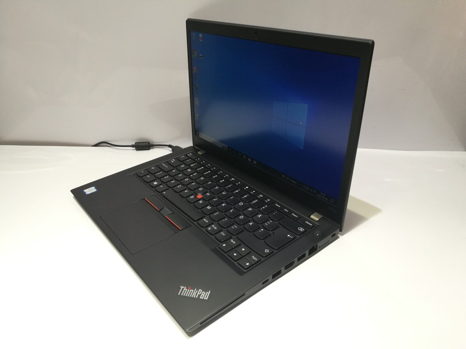 Lenovo Thinkpad x1 Carbon 6th Lenovo Thinkpad x1 Carbon 6th
