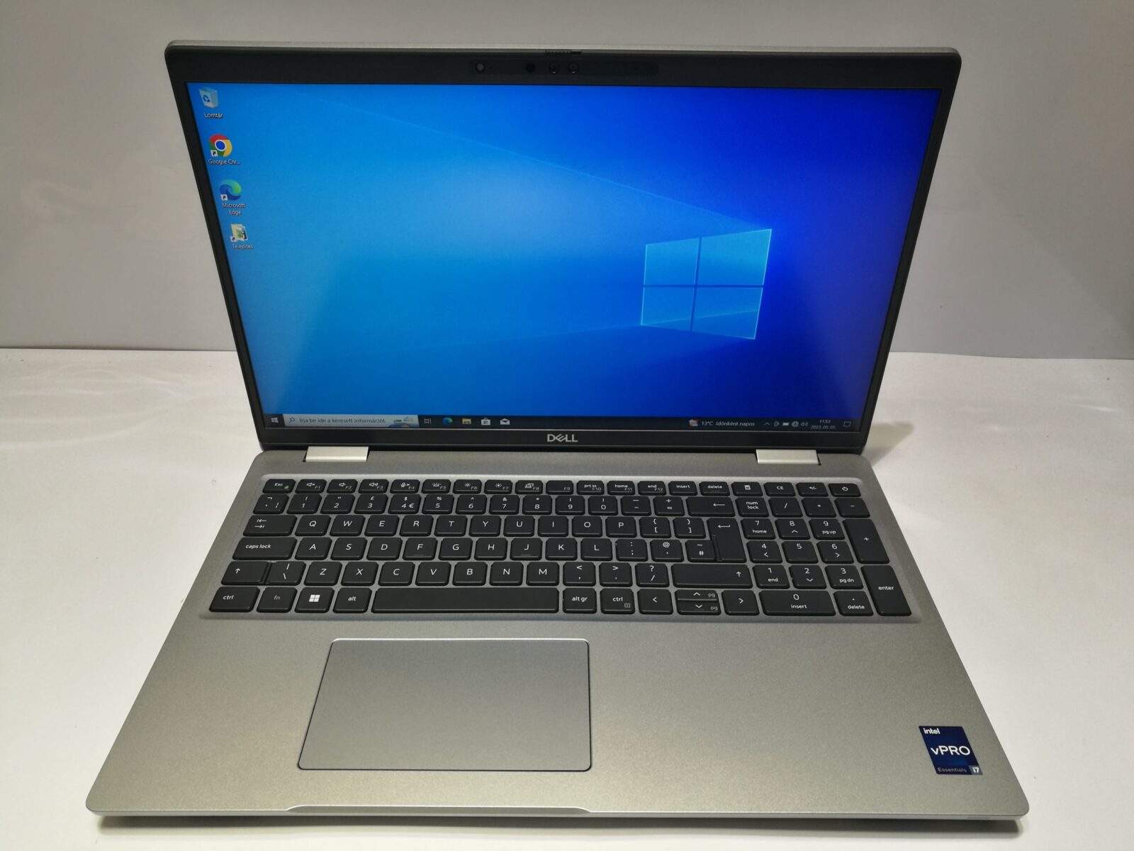 Új állapotú Dell Precision 3571 (2022) Új állapotú Dell Precision 3571 (2022)