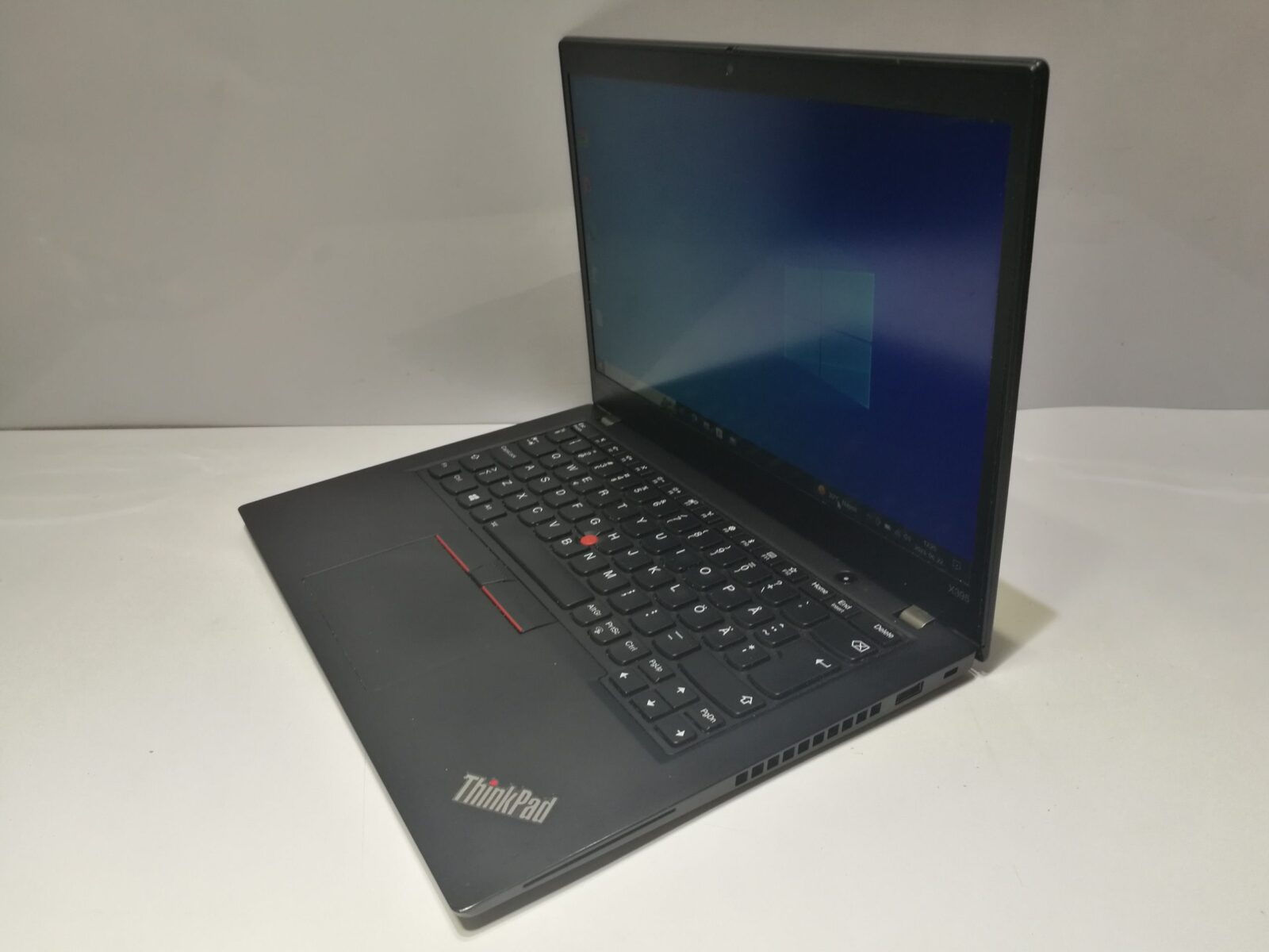 Lenovo Thinkpad X395 Lenovo Thinkpad X395