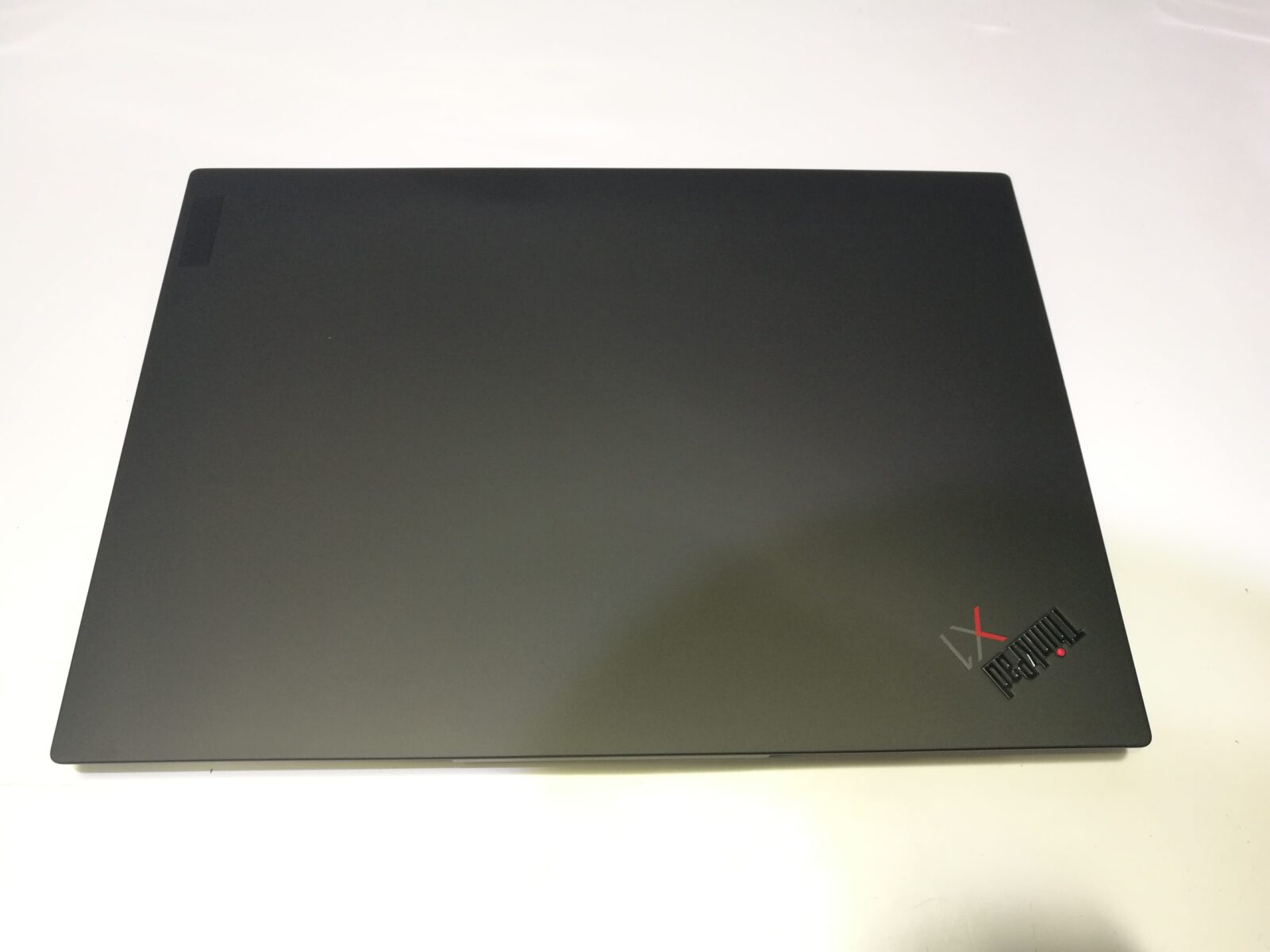 Új állapotú Lenovo Thinkpad x1 Carbon 10th Új állapotú Lenovo Thinkpad x1 Carbon 10th