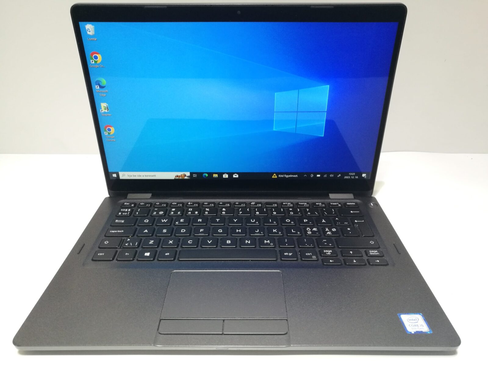 Dell Latitude 5300 2-in-1 Dell Latitude 5300 2-in-1