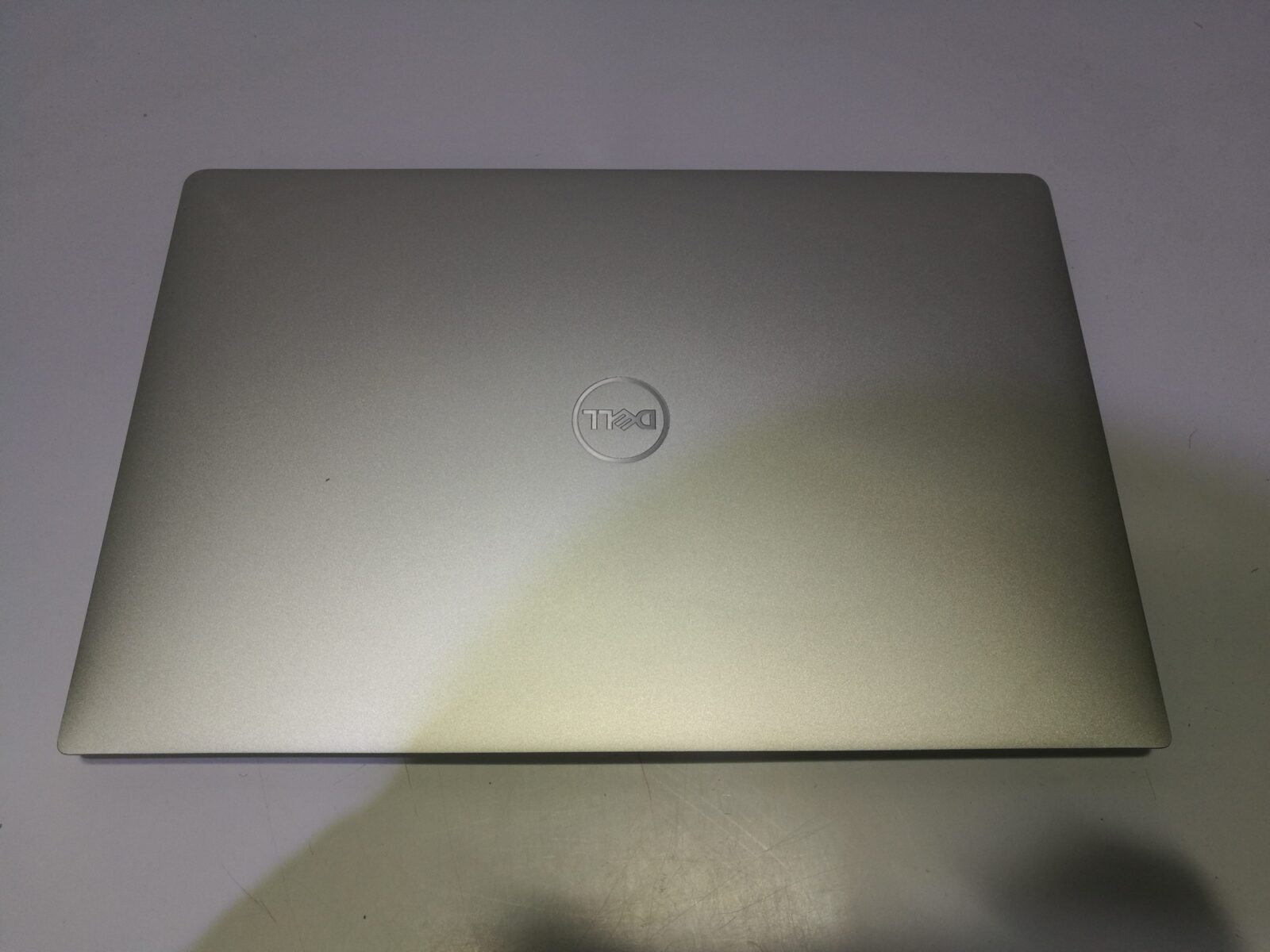 Dell XPS 13 9370 Dell XPS 13 9370
