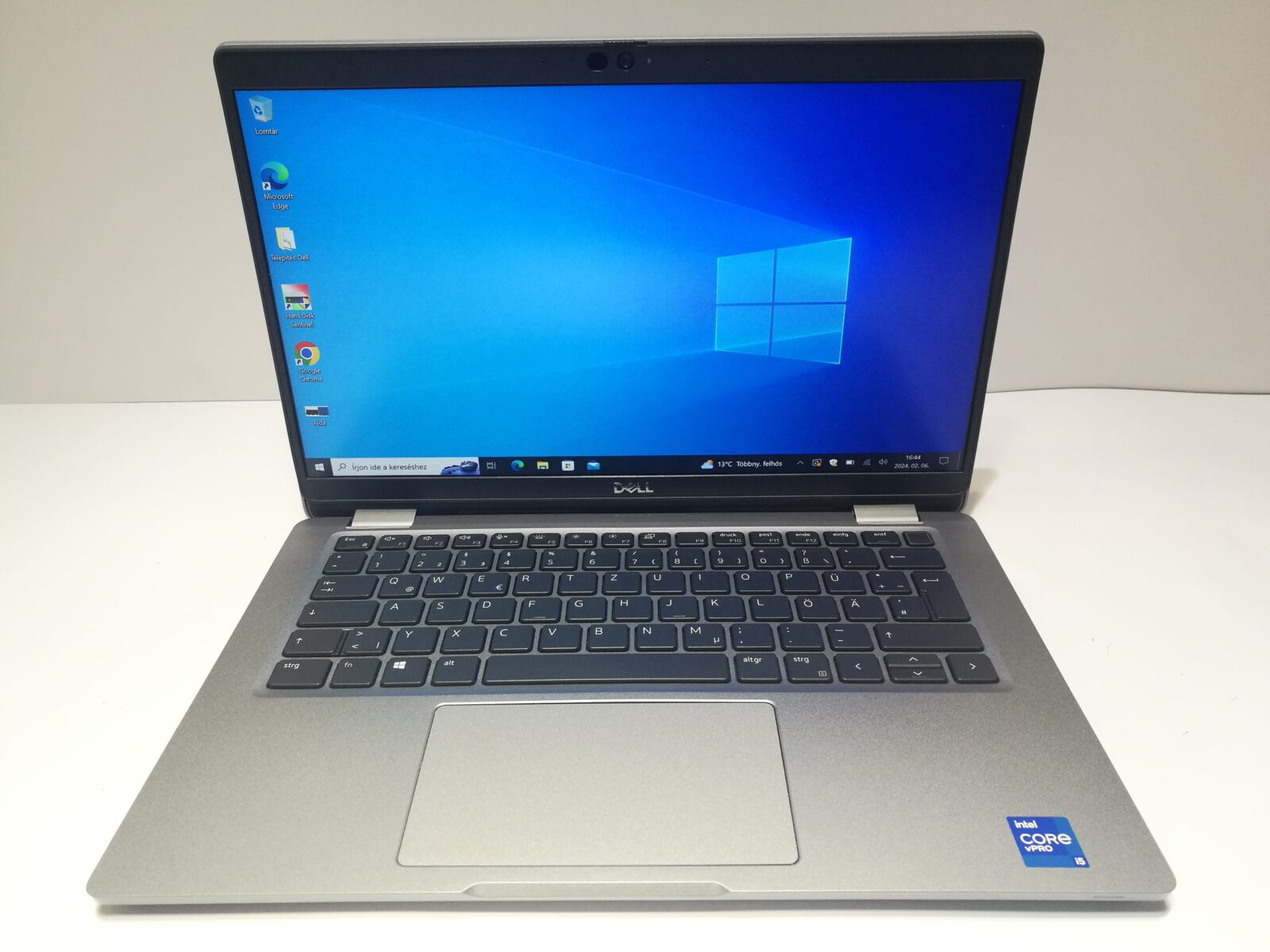 Dell Latitude 5320 (2021) Dell Latitude 5320 (2021)