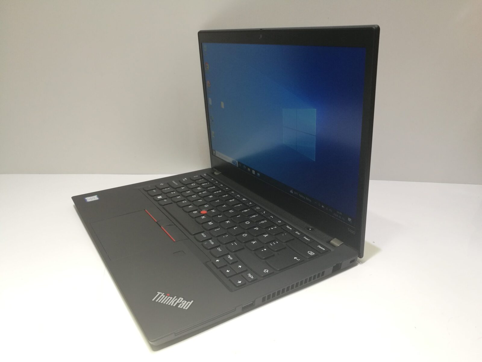 Lenovo ThinkPad T490 Lenovo ThinkPad T490