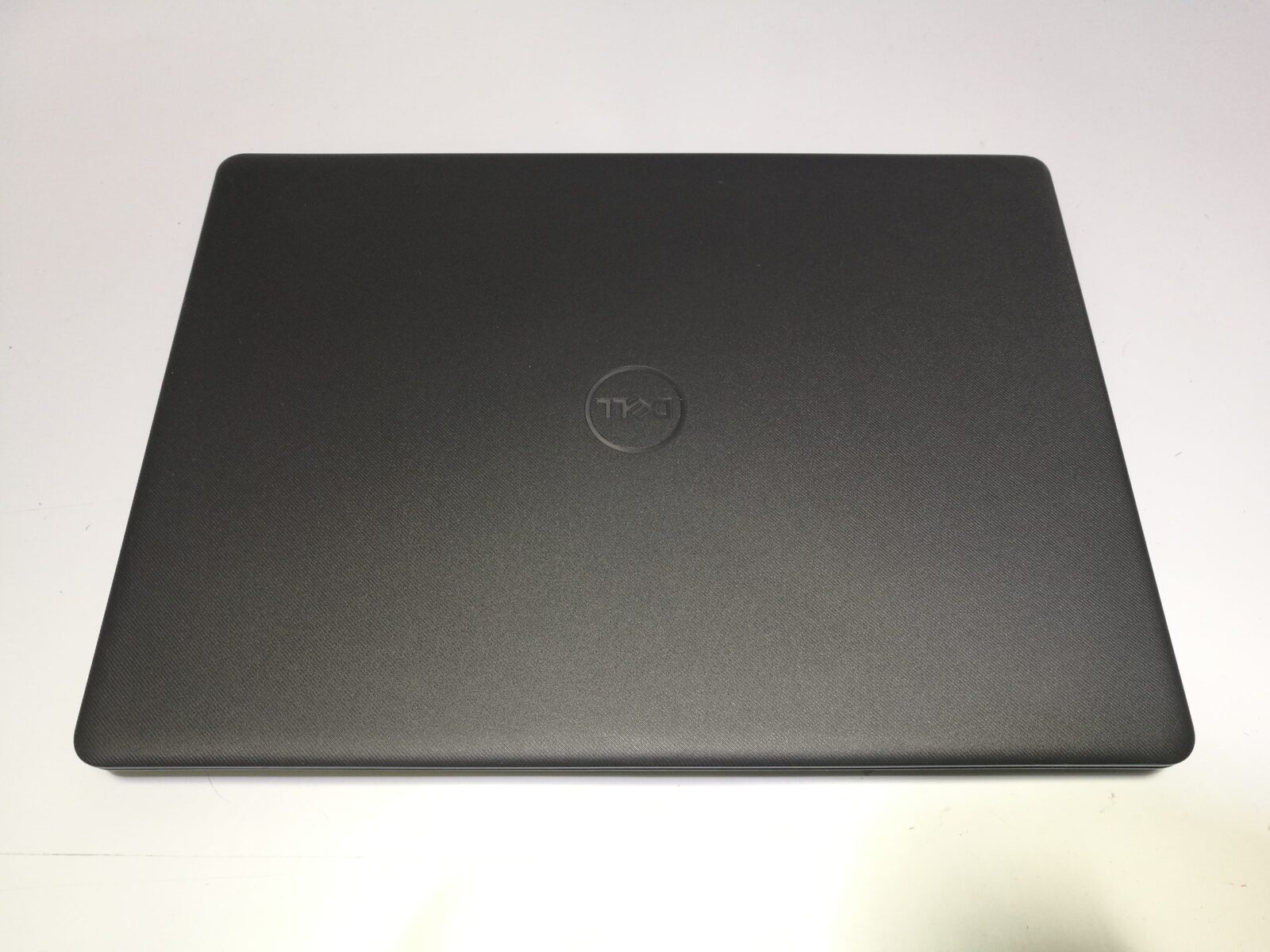Dell Vostro 3400 Magyar Dell Vostro 3400 Magyar