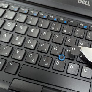 Billentyűzet matrica Dell laptopok magyarításához (Gyártóspecifikus)