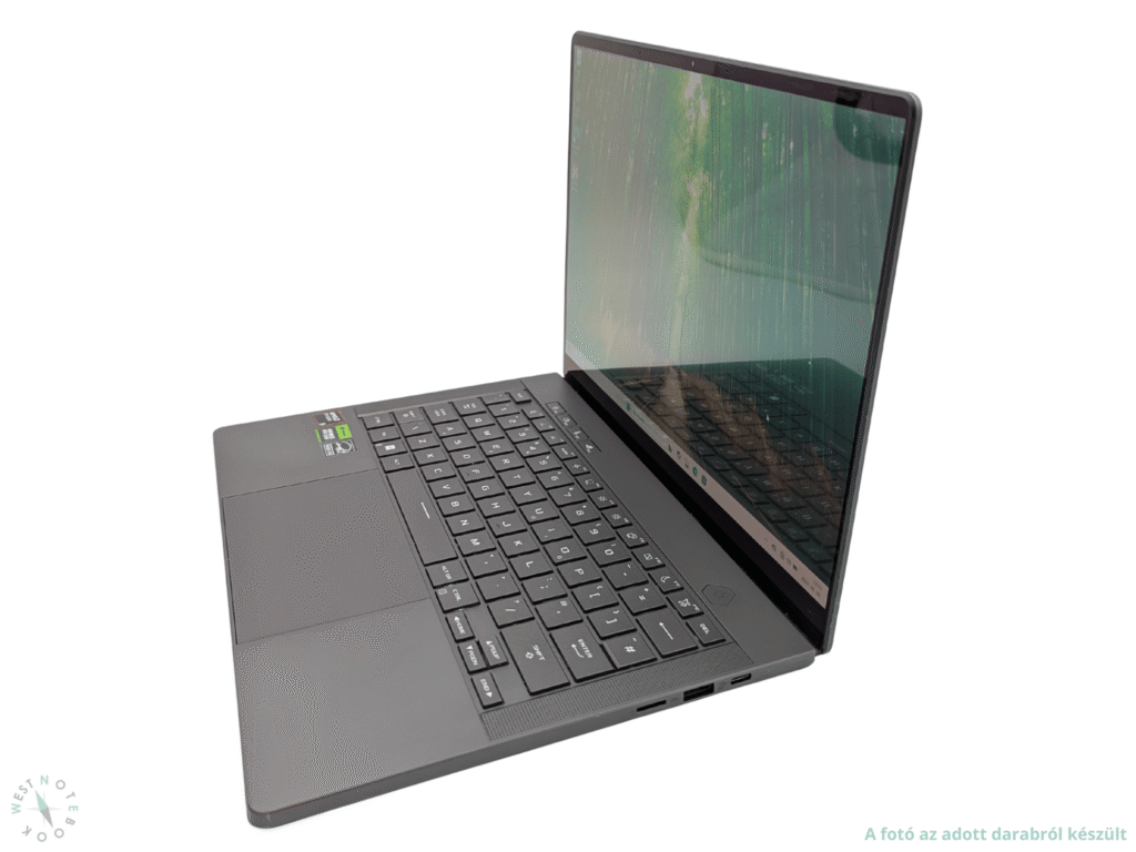 Asus ROG Zephyrus G14 GA403UV