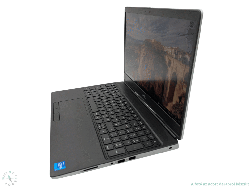 Dell Precision 7560 27% ÁFA