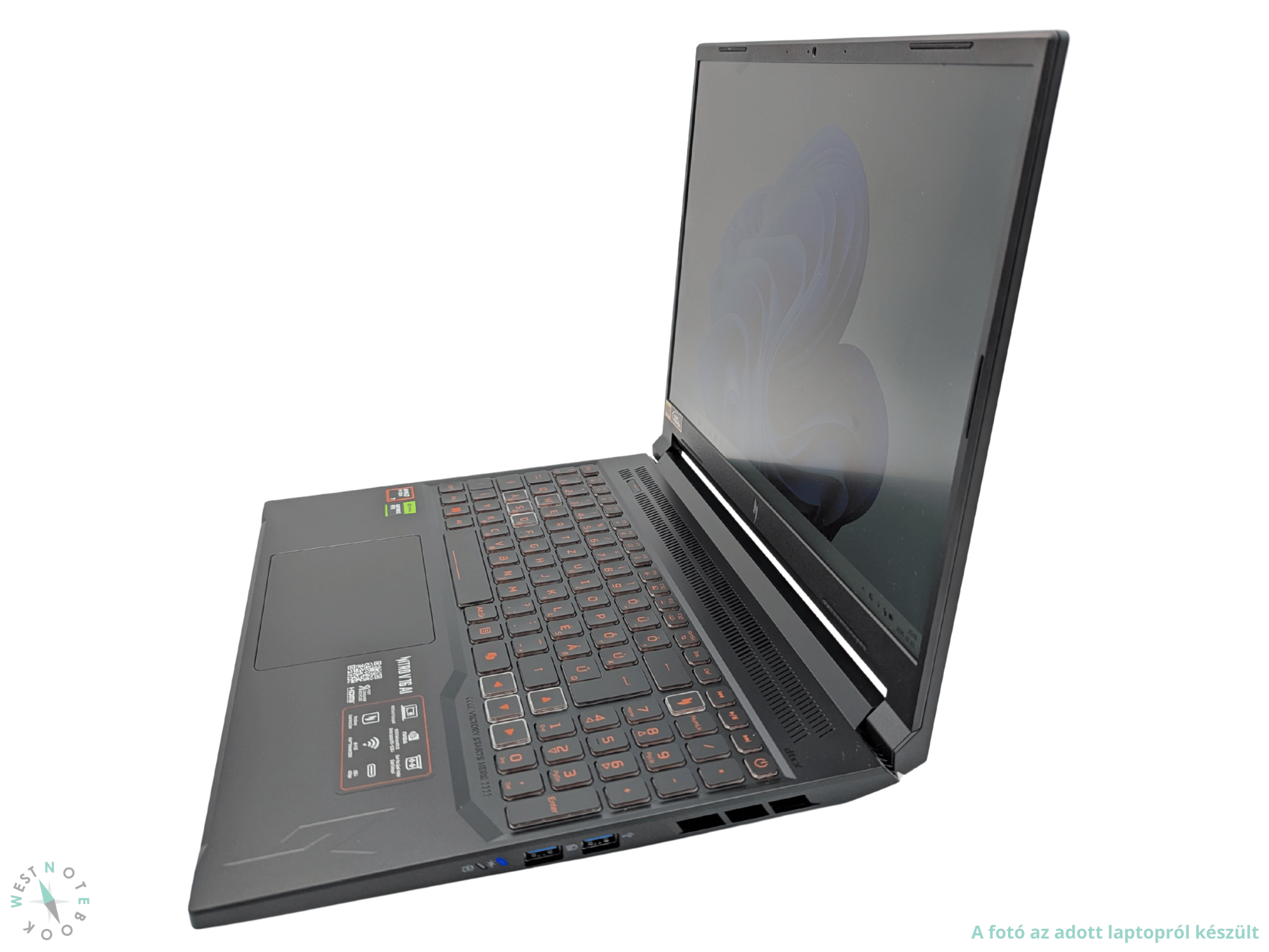 Acer Nitro V 16 AI ANV16-42 Magyar Acer Nitro V 16 AI ANV16-42 Magyar